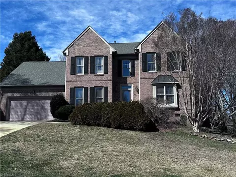 1421 Wisteria Ct, High Point, NC 27265