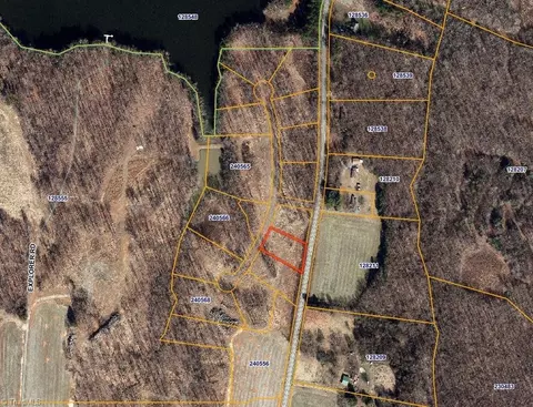 7918 Duck Pond Ct, Browns Summit, NC 27214