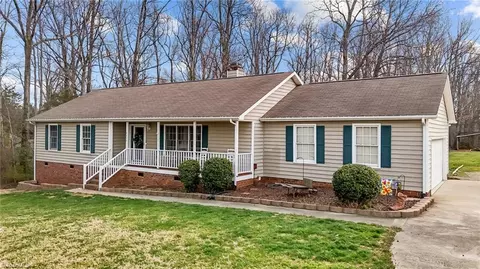 8210 Fairgrove Church Rd, Browns Summit, NC 27214
