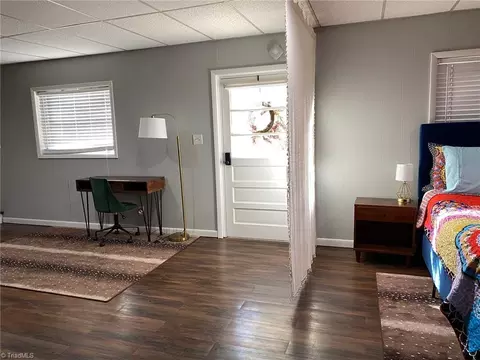 Bedroom - 925 Croyden St, High Point, NC 27262 photo 5 of 7