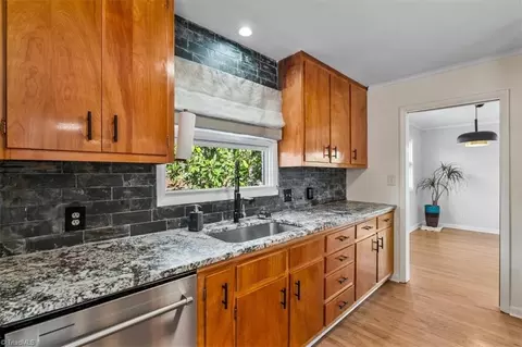 Kitchen - 925 Croyden St, High Point, NC 27262 photo 4 of 8