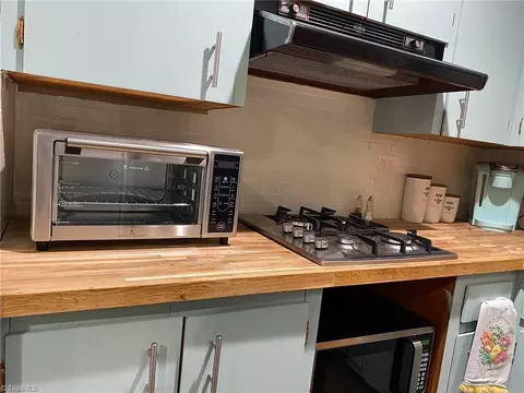Kitchen - 925 Croyden St, High Point, NC 27262 photo 8 of 8