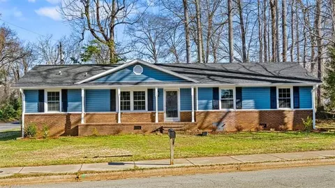 1719 Mcknight Mill Rd, Greensboro, NC 27405