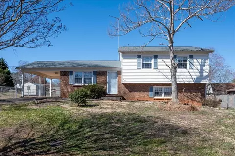 214 Harvest Dr, King, NC 27021