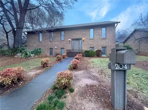 204 Barrington Pl, Winston Salem, NC 27104