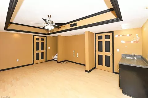 Living - 128 Lynne Ave, King, NC 27021 photo 3 of 5