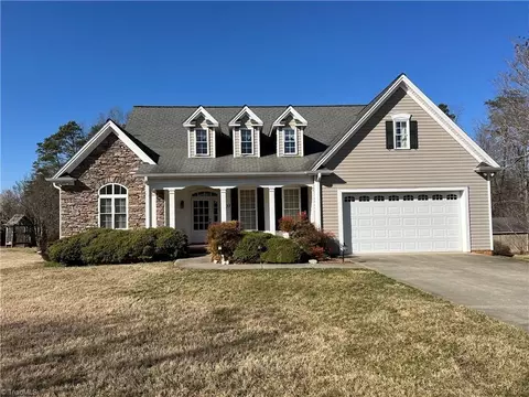 Exterior - 237 Hartgrove Rd, King, NC 27021 photo 2 of 6