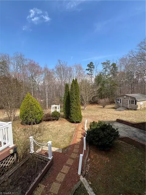 Exterior - 237 Hartgrove Rd, King, NC 27021 photo 5 of 6
