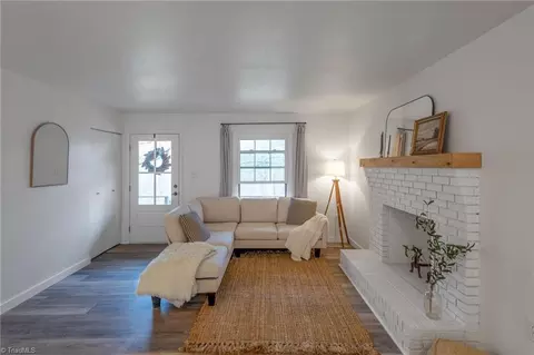 837 Chief Thomas Rd, Harmony, NC 28634 photo 5