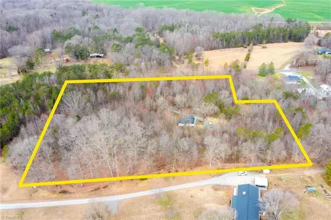 837 Chief Thomas Rd, Harmony, NC 28634 photo 27