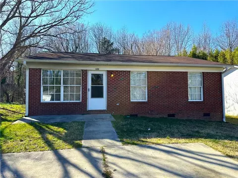 123 Dorothy St, High Point, NC 27262