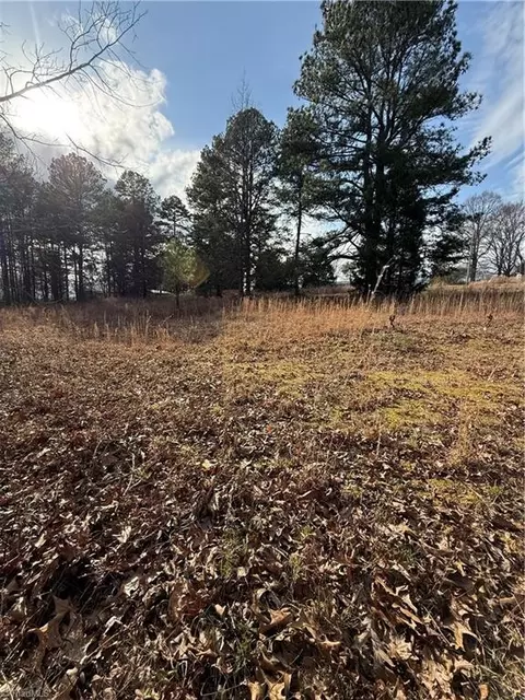 511 Simerson Rd, Lexington, NC 27295 photo 4