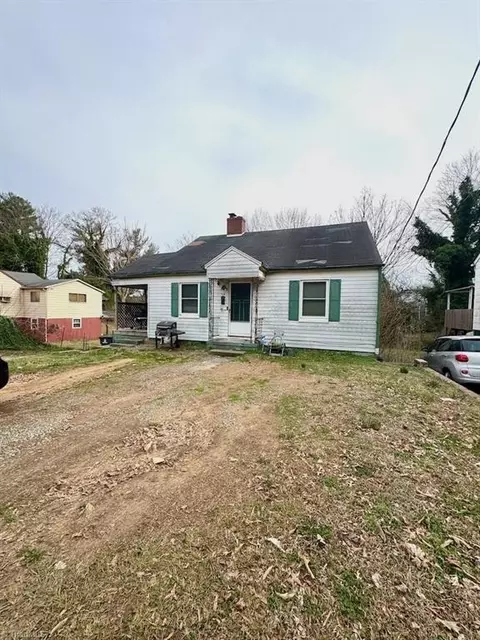 708 28th St E, Winston Salem, NC 27105
