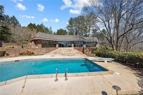 467 Riverbend Dr, Bermuda Run, NC 27006