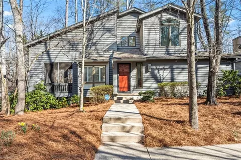 3001 Lookout Ct, Winston Salem, NC 27106