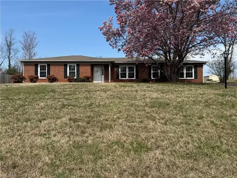 217 Logan Ct, King, NC 27021 photo 47