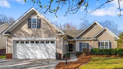 Exterior - 3804 Eagles View Ct, High Point, NC 27265 photo 3 of 6