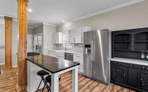 Kitchen - 3804 Eagles View Ct, High Point, NC 27265 photo 2 of 6
