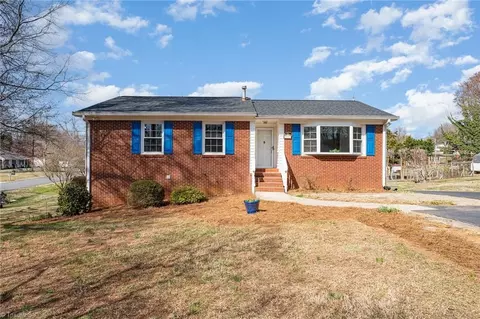5722 Underwood Dr, Greensboro, NC 27409