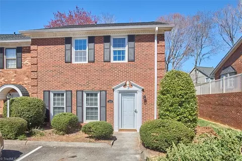 2909 Burke Place Ct, Winston Salem, NC 27103