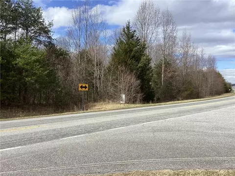 1562 Bethel Church Rd, Yadkinville, NC 27055