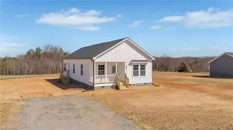 603 Mt Wesley Church Rd, Hiddenite, NC 28636