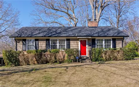 742 Westview Dr S, Winston Salem, NC 27103