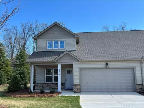 4316 Mossy Wood Cir, Greensboro, NC 27409