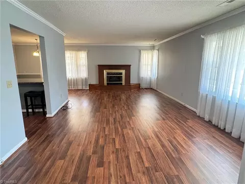 112 Timberlake Trl, Elkin, NC 28621 photo 4