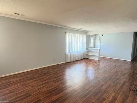 112 Timberlake Trl, Elkin, NC 28621 photo 6