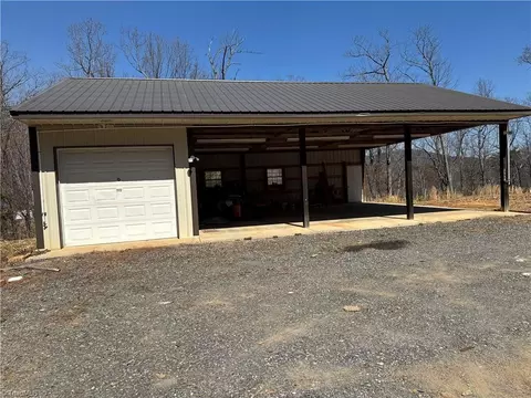 2558 Ymca Camp Rd, King, NC 27021 photo 6