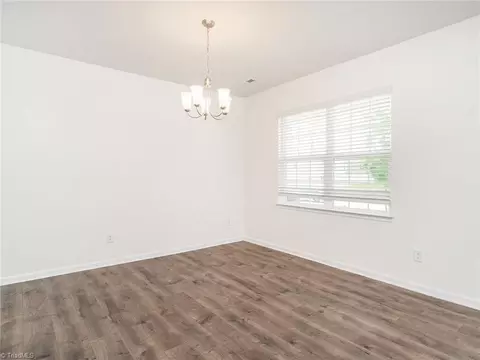 516 Spaulding St, Burlington, NC 27215 photo 6