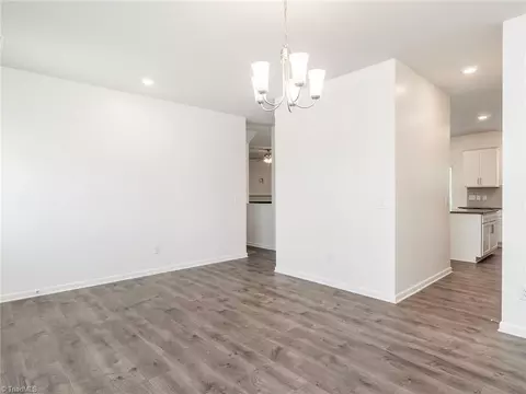 516 Spaulding St, Burlington, NC 27215 photo 7