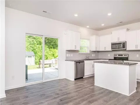 516 Spaulding St, Burlington, NC 27215 photo 13