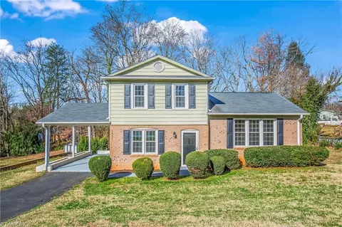3882 Draper St, Winston Salem, NC 27105