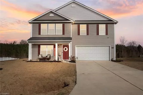 278 Squire Ave, Lexington, NC 27295