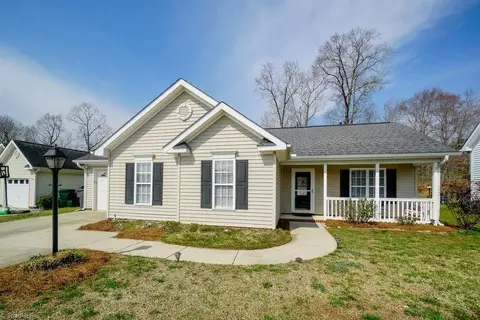 Exterior - 1128 Wesson Ct, High Point, NC 27265 photo 3 of 4