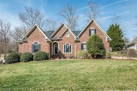 6507 Brookstone Dr, Whitsett, NC 27377