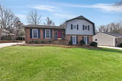 5305 Bennington Dr, Greensboro, NC 27410