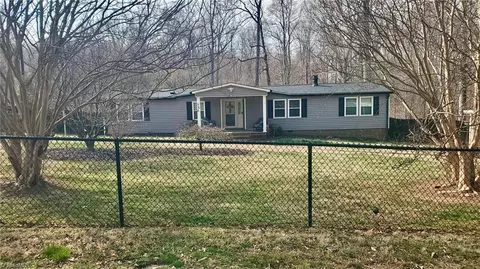 566 Ketner Rd, Lewisville, NC 27023