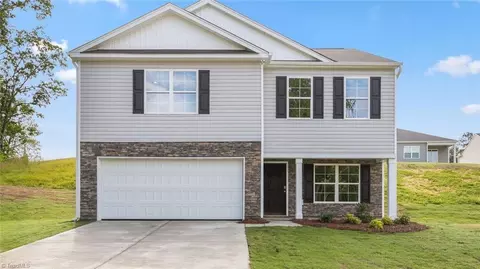 153 E Farm Loop, Stokesdale, NC 27357