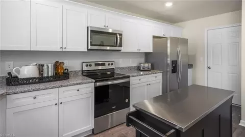 Kitchen - 140 E Farm Loop, Stokesdale, NC 27357 photo 1 of 2