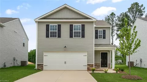140 E Farm Loop, Stokesdale, NC 27357