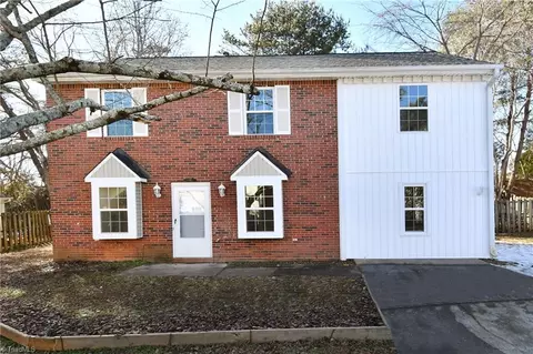 712 Pilgrim Ford Ct, Clemmons, NC 27012