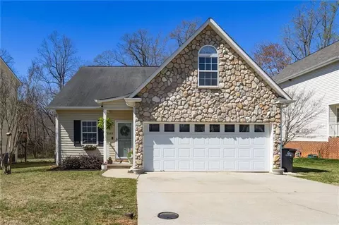 3564 Millie Ln, Pfafftown, NC 27040