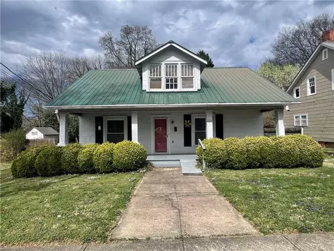 222 Vance St, Lexington, NC 27292
