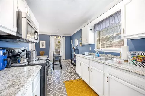 Kitchen - 2904 Triangle Lake Rd, High Point, NC 27260 photo 2 of 2