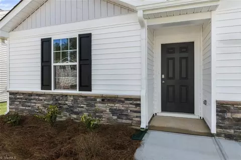146 E Farm Loop, Stokesdale, NC 27357 photo 3
