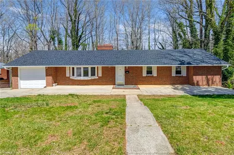 205 Beechwood Cir, Winston Salem, NC 27105
