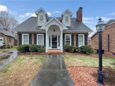 4205 Club Pointe Ct, Winston Salem, NC 27104